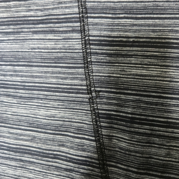 Champion Ladies Gray Striped Long Sleeve Hoodie Size S - Picture 5 of 8